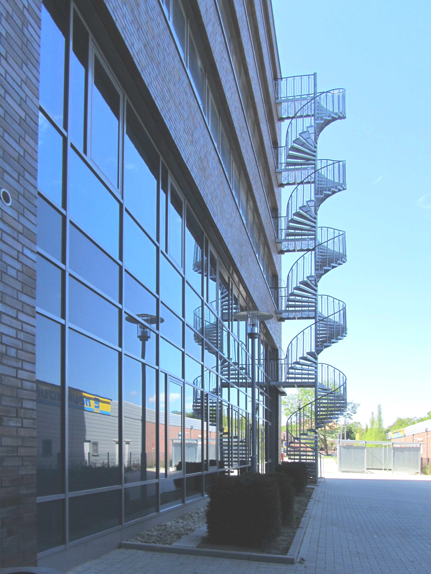 Geschäfts- und Bürogebäude Podbielskistraße
