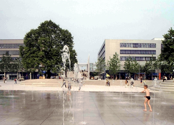 WTCH / Hochschule für Musik und Theater / Plaza Forum